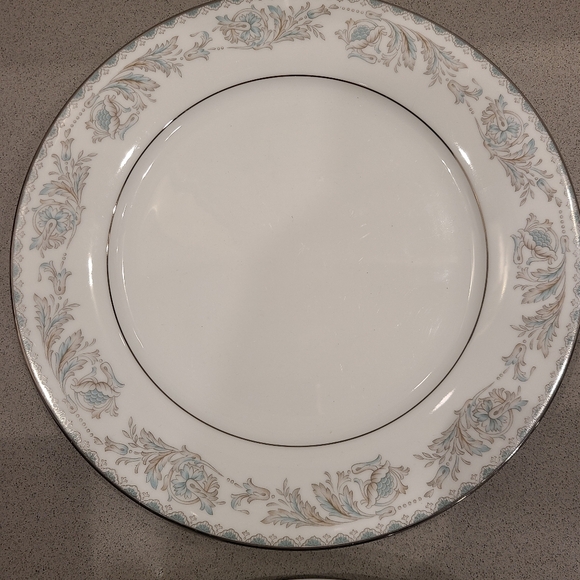 Noritake Belmont Dinner Plate 10 3/8" 5609 Blue Gray Scrolls 5 In Set - Picture 1 of 4
